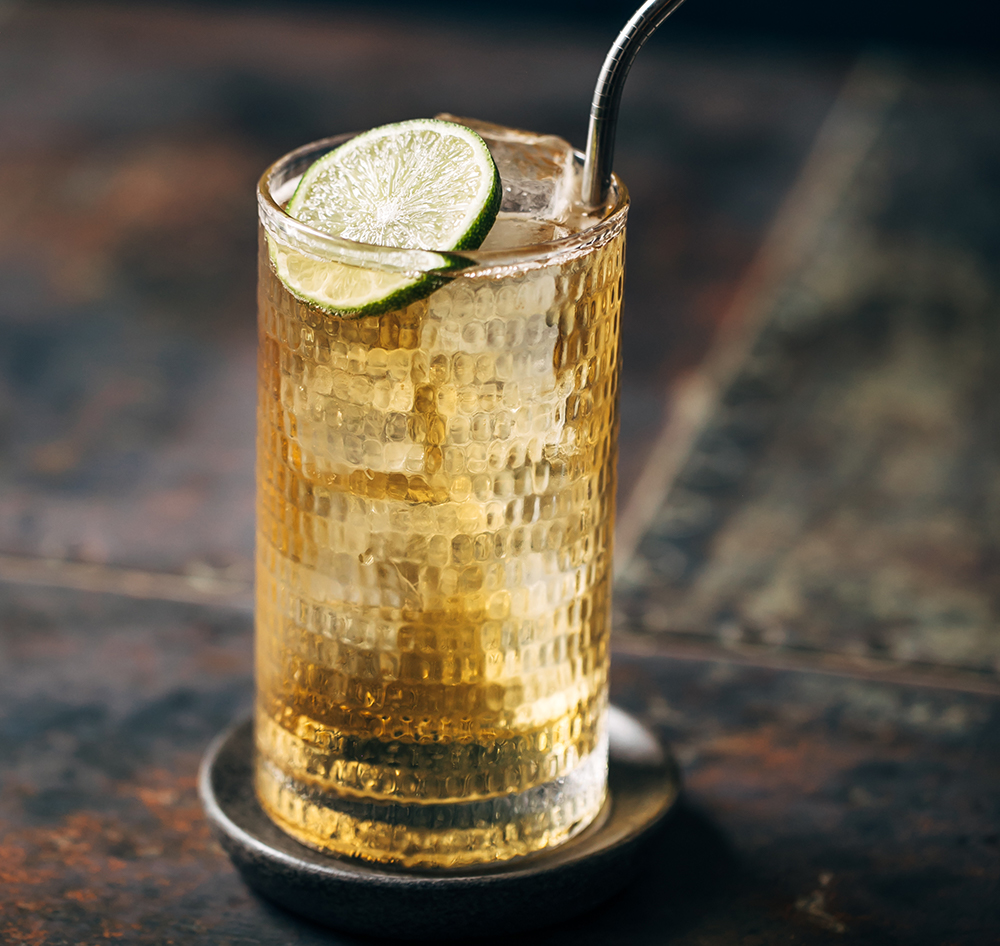Singleton & Ginger Whisky Cocktail Mix Drink